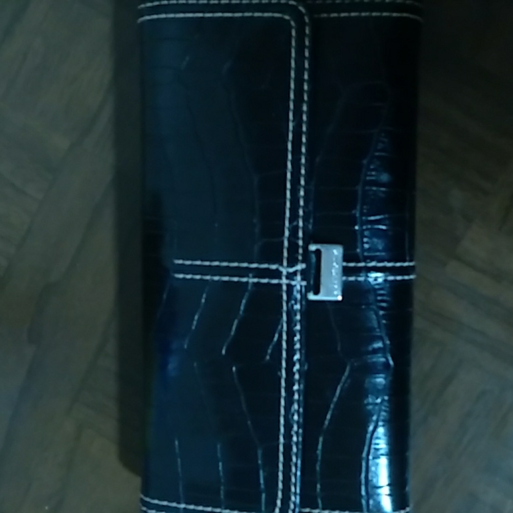 A Liz Claiborne  wallet in great condition!!